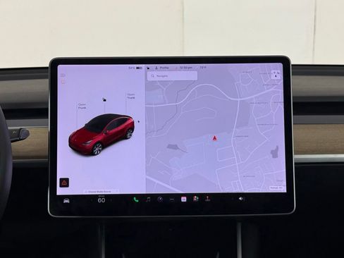 Used 2021 Tesla Model Y Long Range AWD/4WD image 23