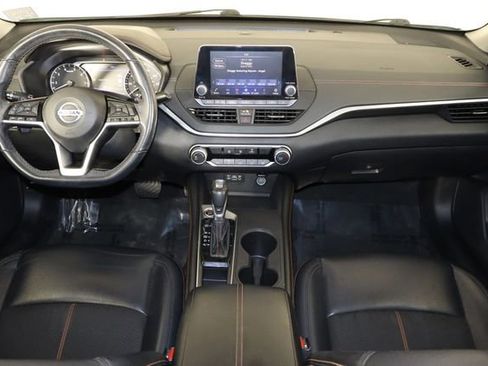 Used 2021 Nissan Altima 2.5 SR FWD image 13