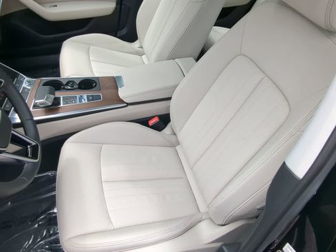 Used 2025 Audi A6 2.0T Premium image 16