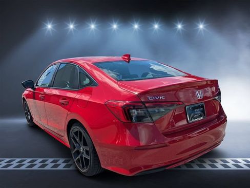 Used 2023 Honda Civic Sport image 5