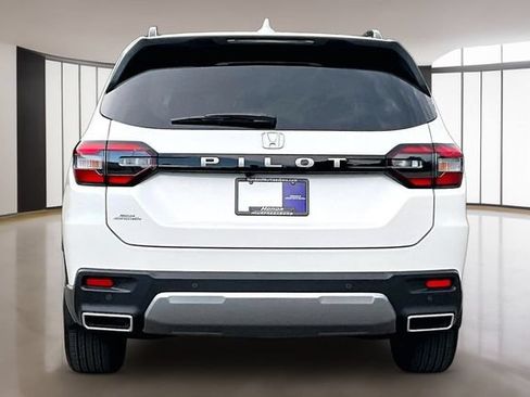 Used 2026 Honda Pilot EX-L image 5
