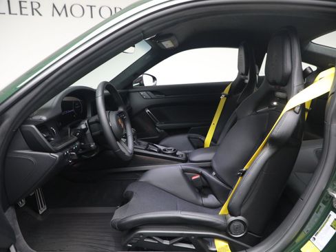 Used 2026 Porsche 911 GT3 RWD image 13