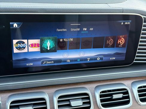 New 2026 Mercedes-Benz GLS 450 4MATIC image 24