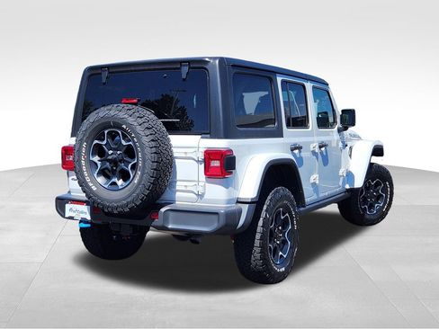Used 2022 Jeep Wrangler Unlimited Rubicon 4xe w/ Cold Weather Group AWD/4WD image 8