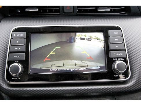 New 2025 Nissan Kicks Play S image 17