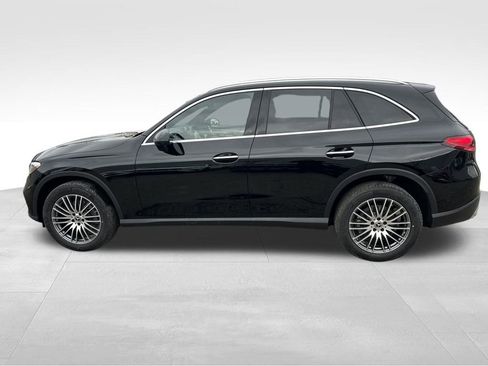 New 2026 Mercedes-Benz GLC 300 GLC 300 image 2