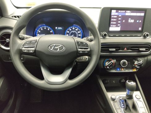 Used 2023 Hyundai Kona SE FWD image 22