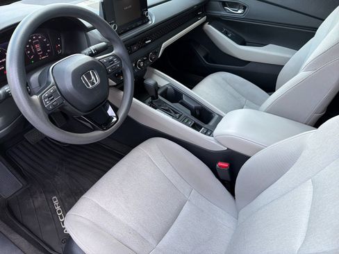 Used 2024 Honda Accord EX image 10