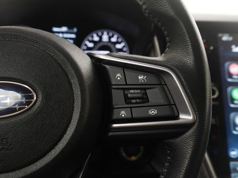 Used 2024 Subaru Outback Premium image 25