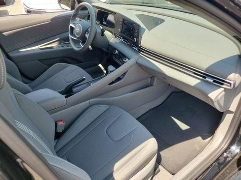 New 2026 Hyundai Elantra Sport FWD image 20