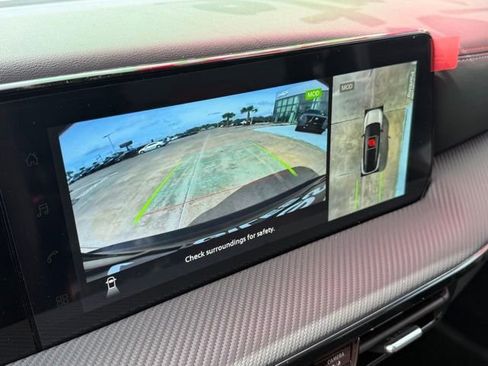 New 2026 Nissan Kicks SR image 21