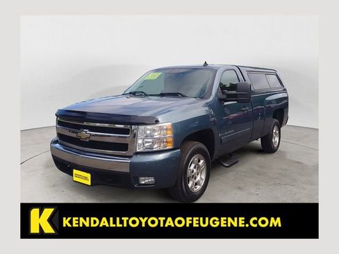 Used 2007 Chevrolet Silverado 1500 LT w/ 1LT Convenience Package RWD image 1