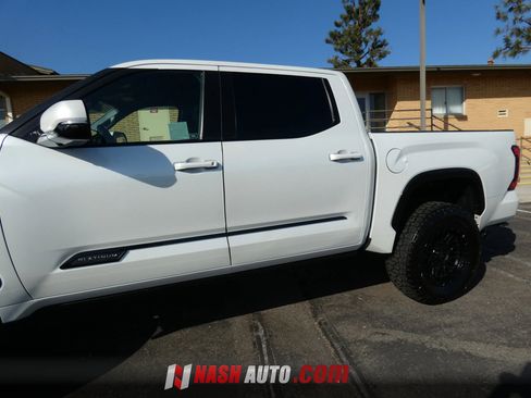 Used 2024 Toyota Tundra Platinum AWD/4WD image 14