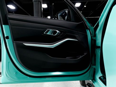 Used 2022 BMW M3 RWD image 4