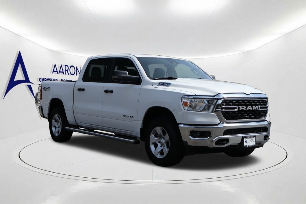 Used 2024 RAM 1500 Big Horn AWD/4WD image 3