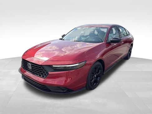 Used 2025 Honda Accord SE image 7