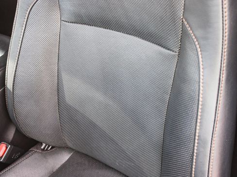 Used 2019 Toyota Highlander Limited Platinum image 23