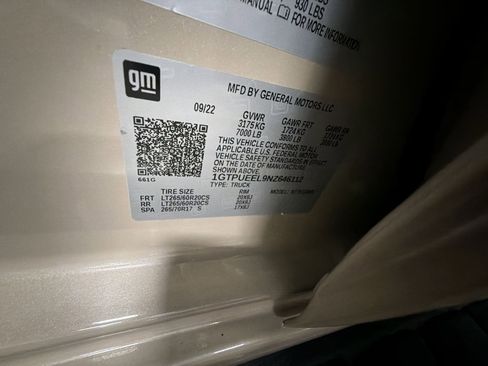 Used 2022 GMC Sierra 1500 AT4 w/ AT4 Premium Package image 34