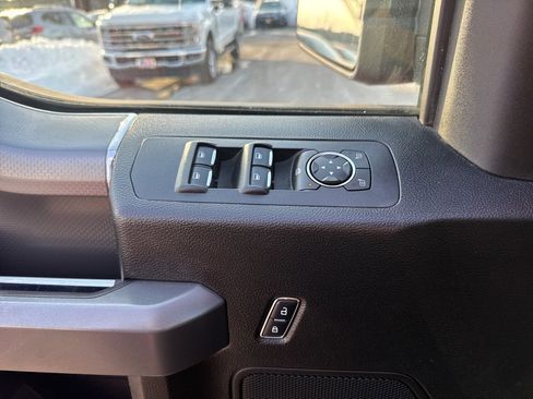 Used 2016 Ford F150 XLT w/ Equipment Group 302A Luxury image 19