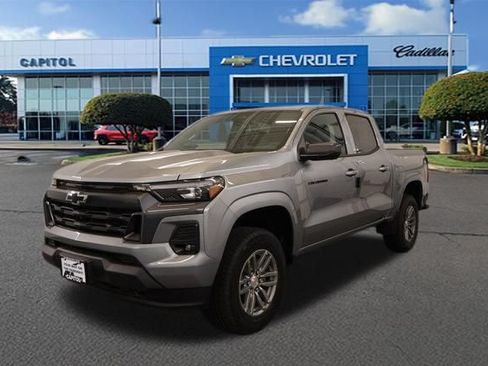 New 2026 Chevrolet Colorado LT w/ LT Convenience Package AWD/4WD image 6