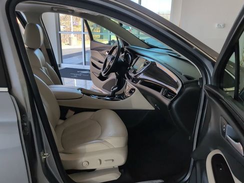 Used 2019 Buick Envision Essence image 50