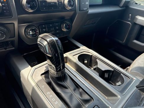 Used 2019 Ford F150 Raptor w/ Equipment Group 802A Luxury AWD/4WD image 14