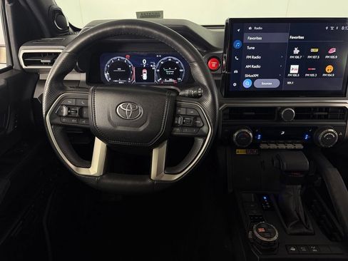 Used 2025 Toyota 4Runner TRD Off-Road Premium w/ Tow Technology Package AWD/4WD image 13