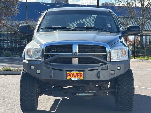 Used 2006 Dodge Ram 2500 Truck SLT image 9