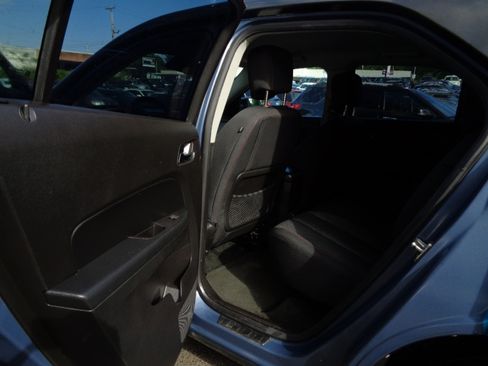 Used 2012 Chevrolet Equinox LT w/ Driver Convenience Package image 10