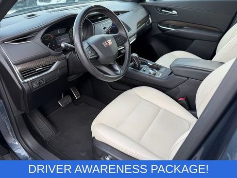 Used 2019 Cadillac XT4 Sport w/ Cold Weather Package FWD image 11