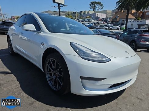 Used 2019 Tesla Model 3 Standard Range Plus image 71