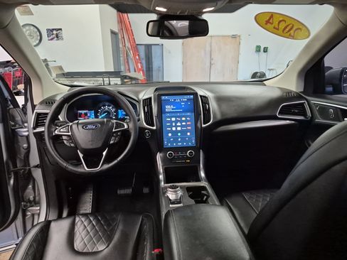 Used 2024 Ford Edge Titanium AWD/4WD image 20