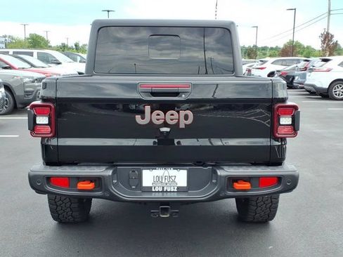 Used 2025 Jeep Gladiator Mojave w/ Steel Bumper Group AWD/4WD image 29