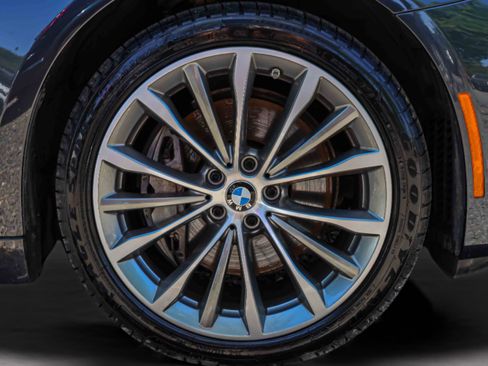 Used 2023 BMW 540i xDrive w/ Premium Package AWD/4WD image 28