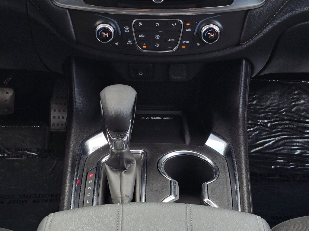 Used 2023 Chevrolet Traverse LT AWD/4WD image 23