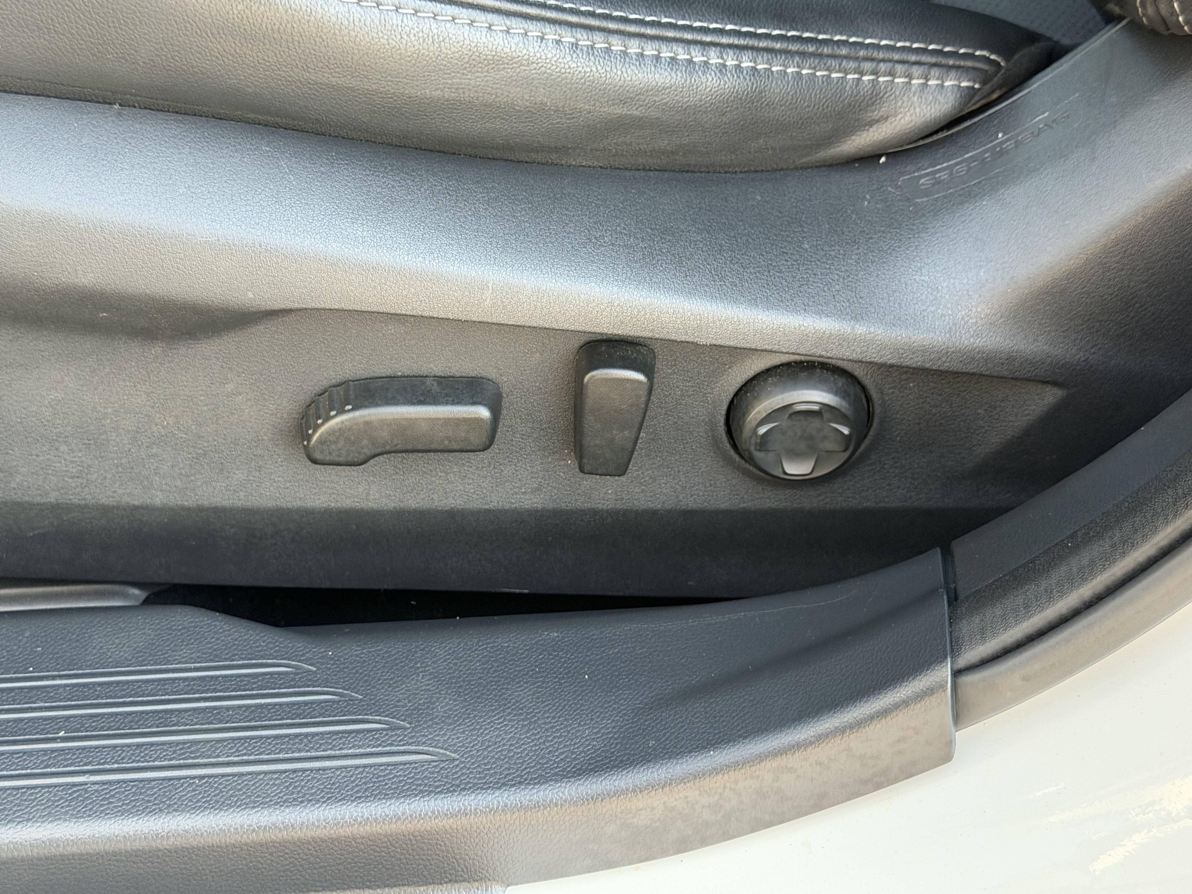 Used 2024 Subaru Outback Limited XT AWD/4WD image 25