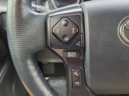 Used 2023 Toyota 4Runner TRD Off-Road Premium w/ Moonroof Package AWD/4WD image 24