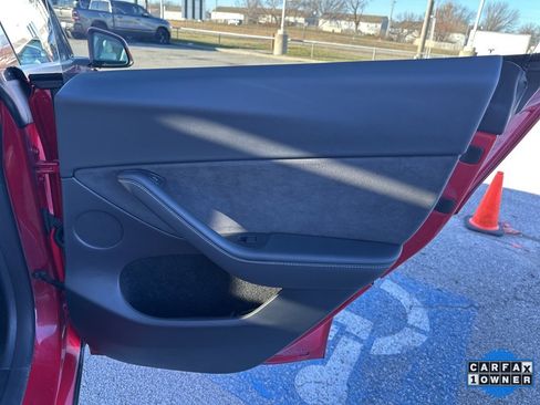 Used 2023 Tesla Model Y Performance image 43