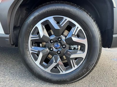 New 2025 Subaru Forester Premium image 19
