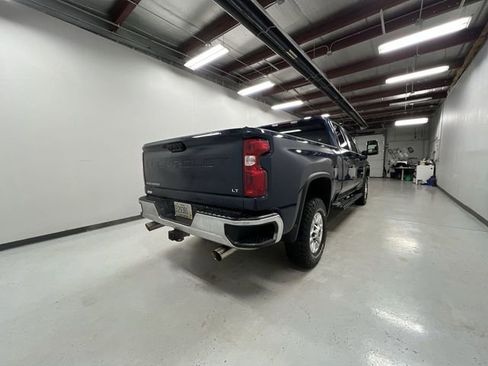 Certified 2022 Chevrolet Silverado 2500 LT w/ Convenience Package image 8