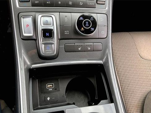 Used 2023 Hyundai Santa Fe SEL image 16