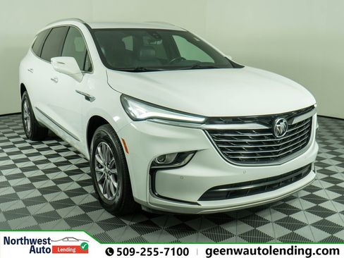 Used 2024 Buick Enclave Premium image 1
