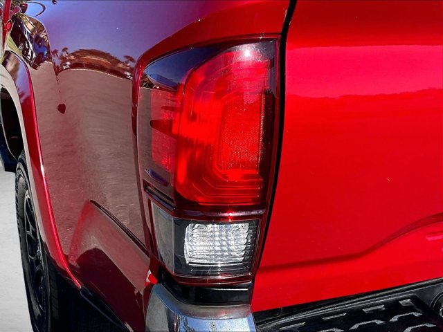 Used 2021 Toyota Tacoma SR5 RWD image 29