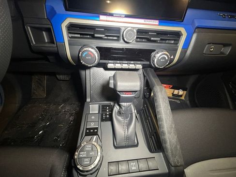 New 2026 Toyota Tacoma TRD Off-Road AWD/4WD image 11