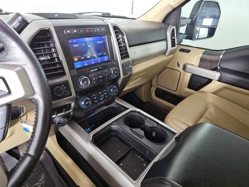 Used 2020 Ford F350 Lariat image 20