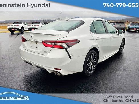 Used 2023 Toyota Camry SE image 13