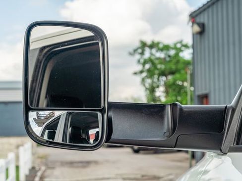 Used 2018 RAM 2500 Laramie w/ Sport Appearance Group image 11