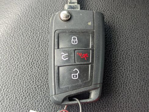 Used 2024 Volkswagen Jetta Sport FWD image 27