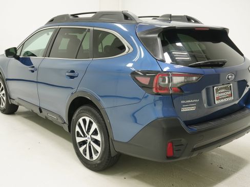 Used 2020 Subaru Outback Premium AWD/4WD image 6