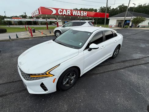 Used 2023 Kia K5 LXS FWD image 9